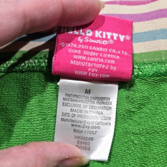 Sanrio Hello Kitty Girls Shorts Green Cinch Side Pulls Elastic Waist Striped 𝑀 - Picture 7 of 9